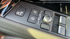 Land Rover Range Rover Evoque 1.5 P300e R-Dynamic SE 5dr Auto Hatchback